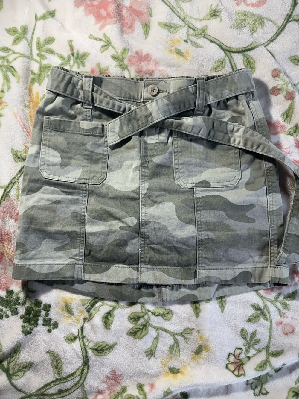 abercrombie kids Gray Camo Utility Mini Skirt with Self-Tie Belt